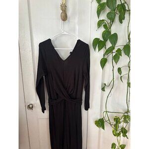 Old Navy women’s size large black criss cross jumpsuit